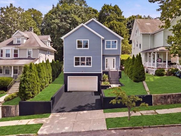 7 Wyanoke Street , White Plains, NY 10606