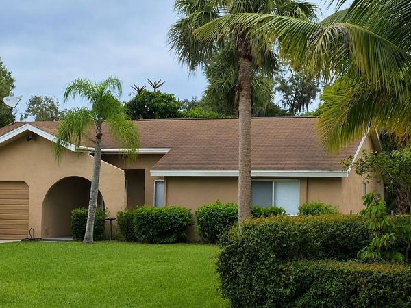 4015 E PALOMAR CIRCLE , LABELLE, FL 33935
