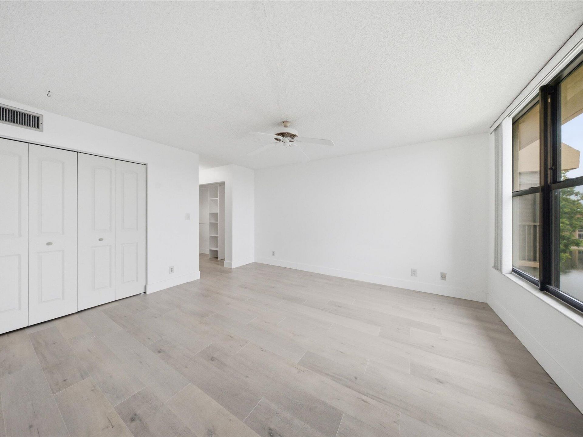 6539 Coral Lake Drive, Unit 403, Margate, FL 33063 Photo
