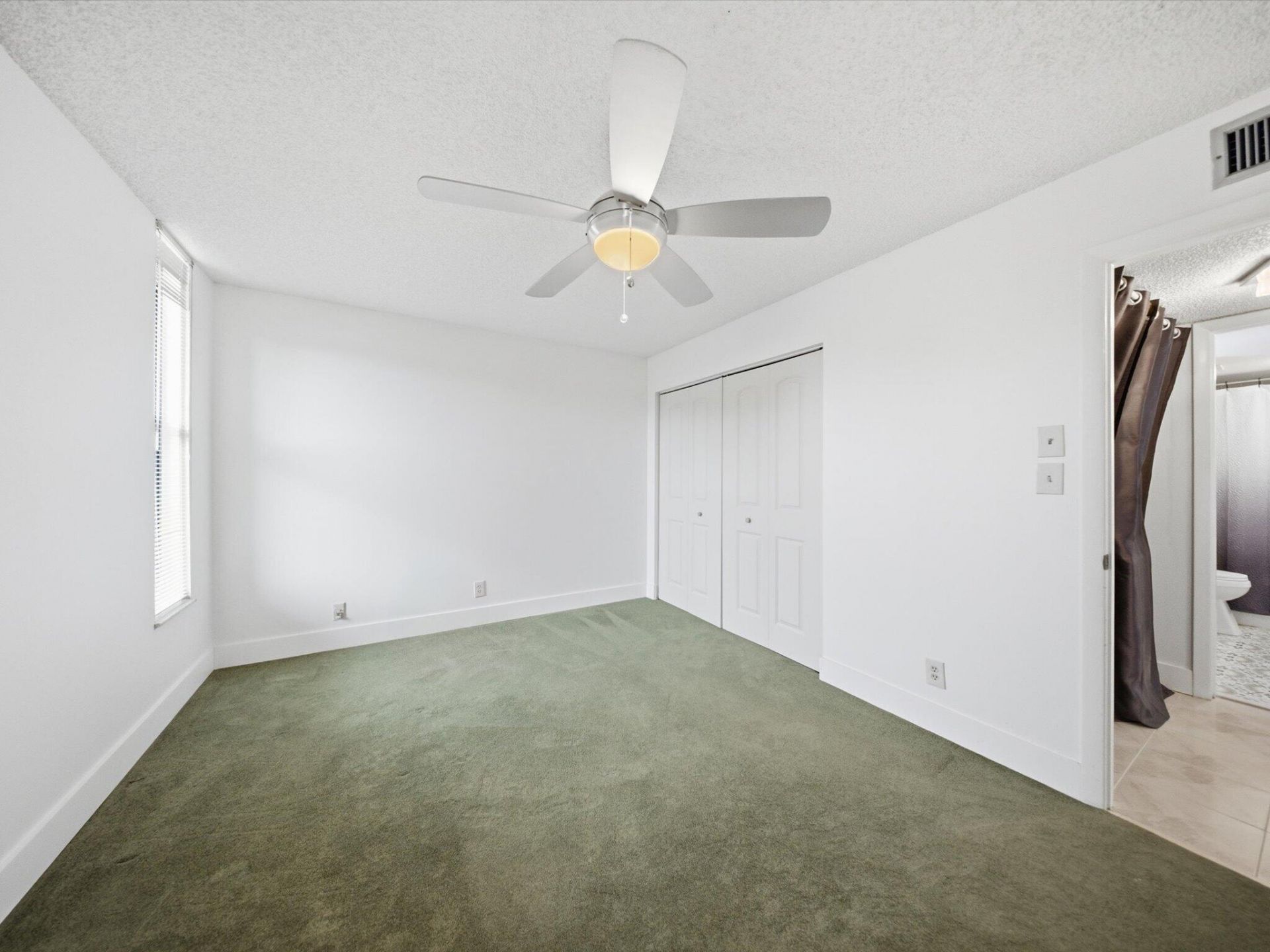 6539 Coral Lake Drive, Unit 403, Margate, FL 33063 Photo