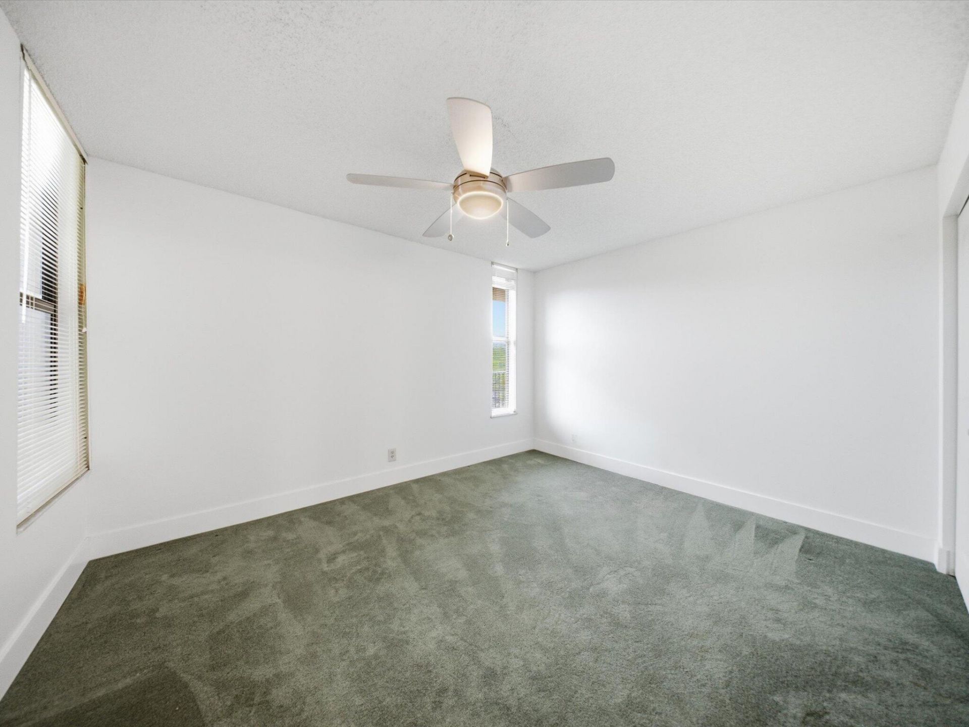 6539 Coral Lake Drive, Unit 403, Margate, FL 33063 Photo