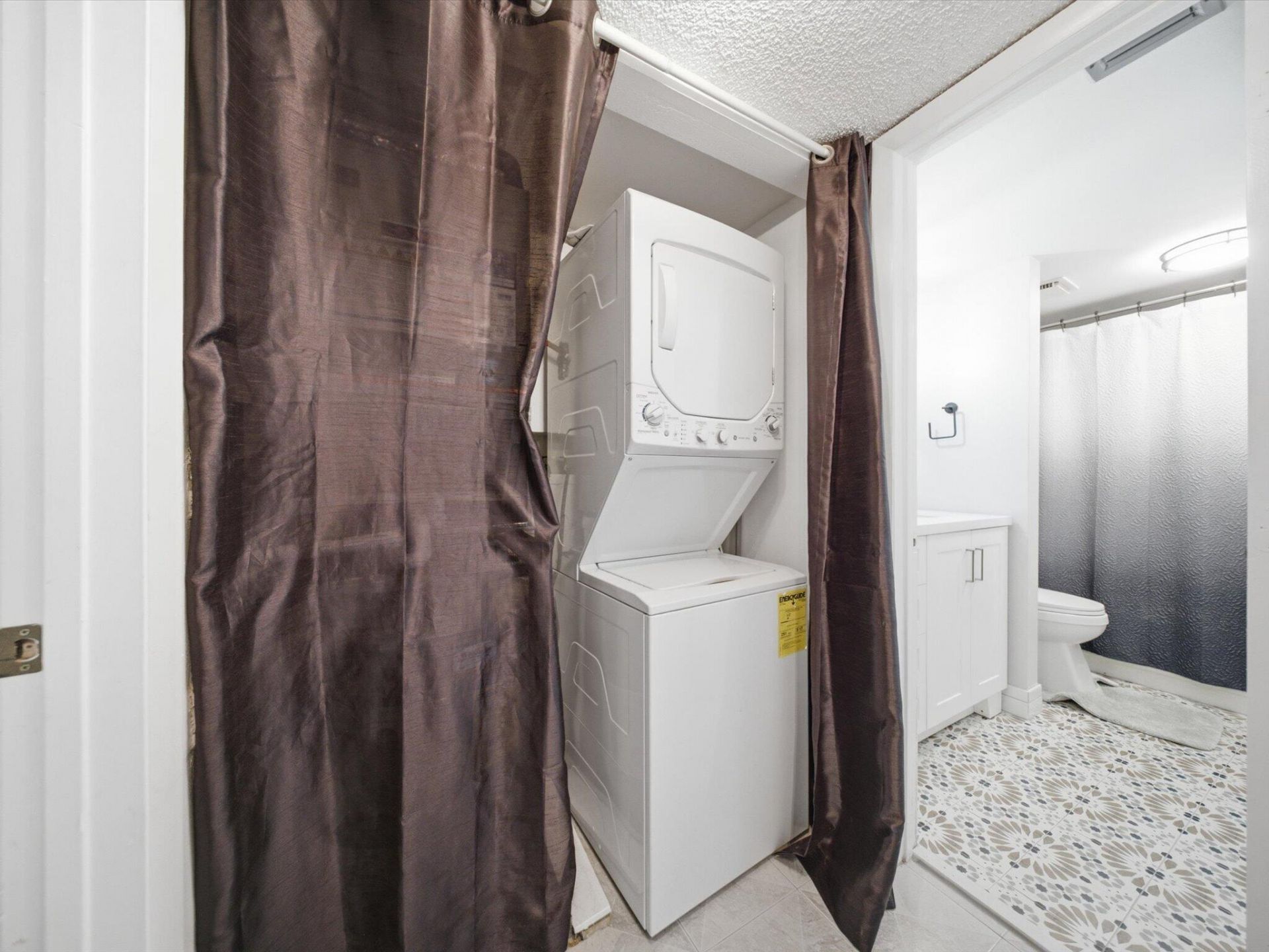 6539 Coral Lake Drive, Unit 403, Margate, FL 33063 Photo