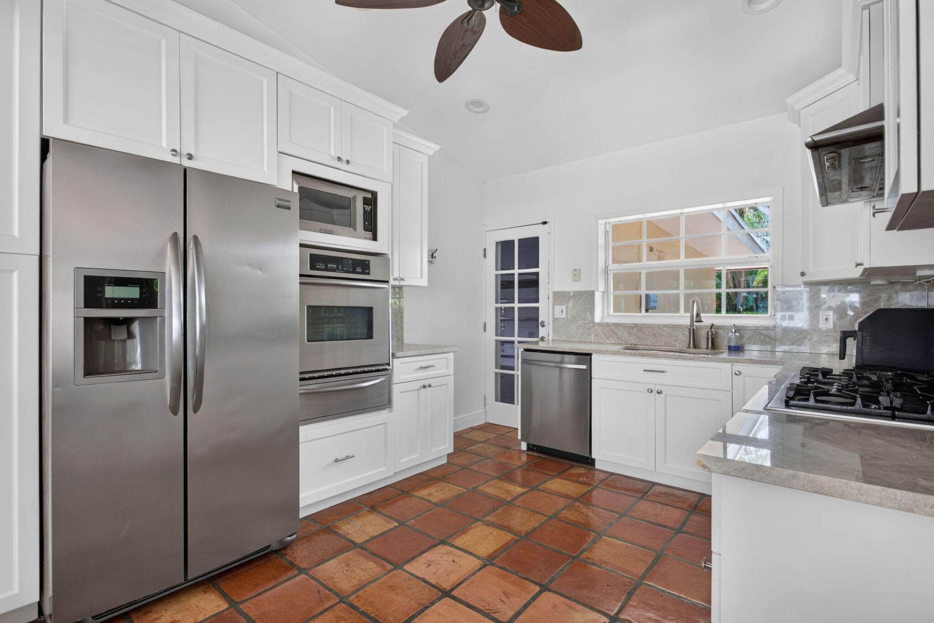 1390 E Terra Mar Drive, Pompano Beach, FL 33062 Photo