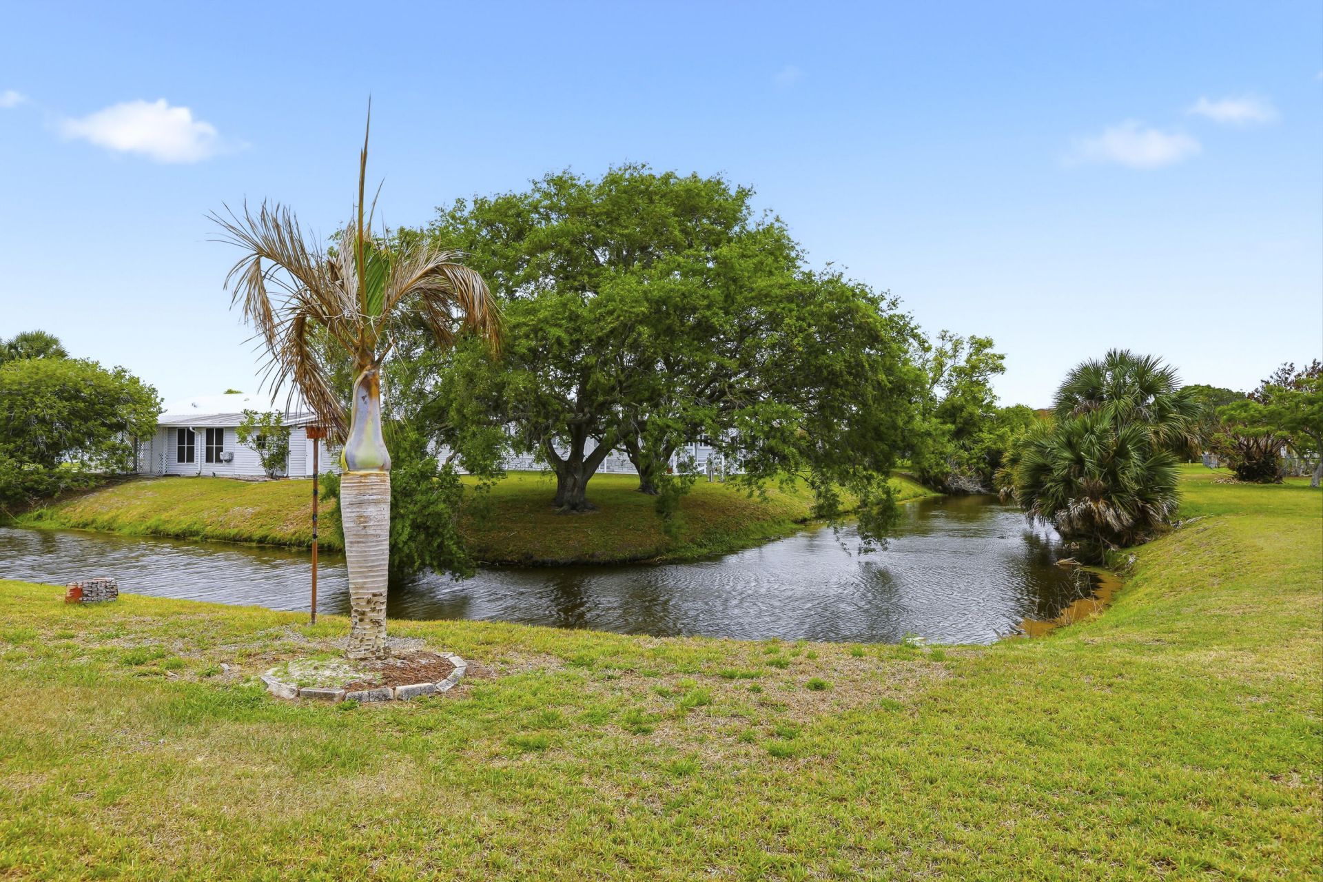 1187 Barefoot Circle, Barefoot Bay, FL 32976 Photo