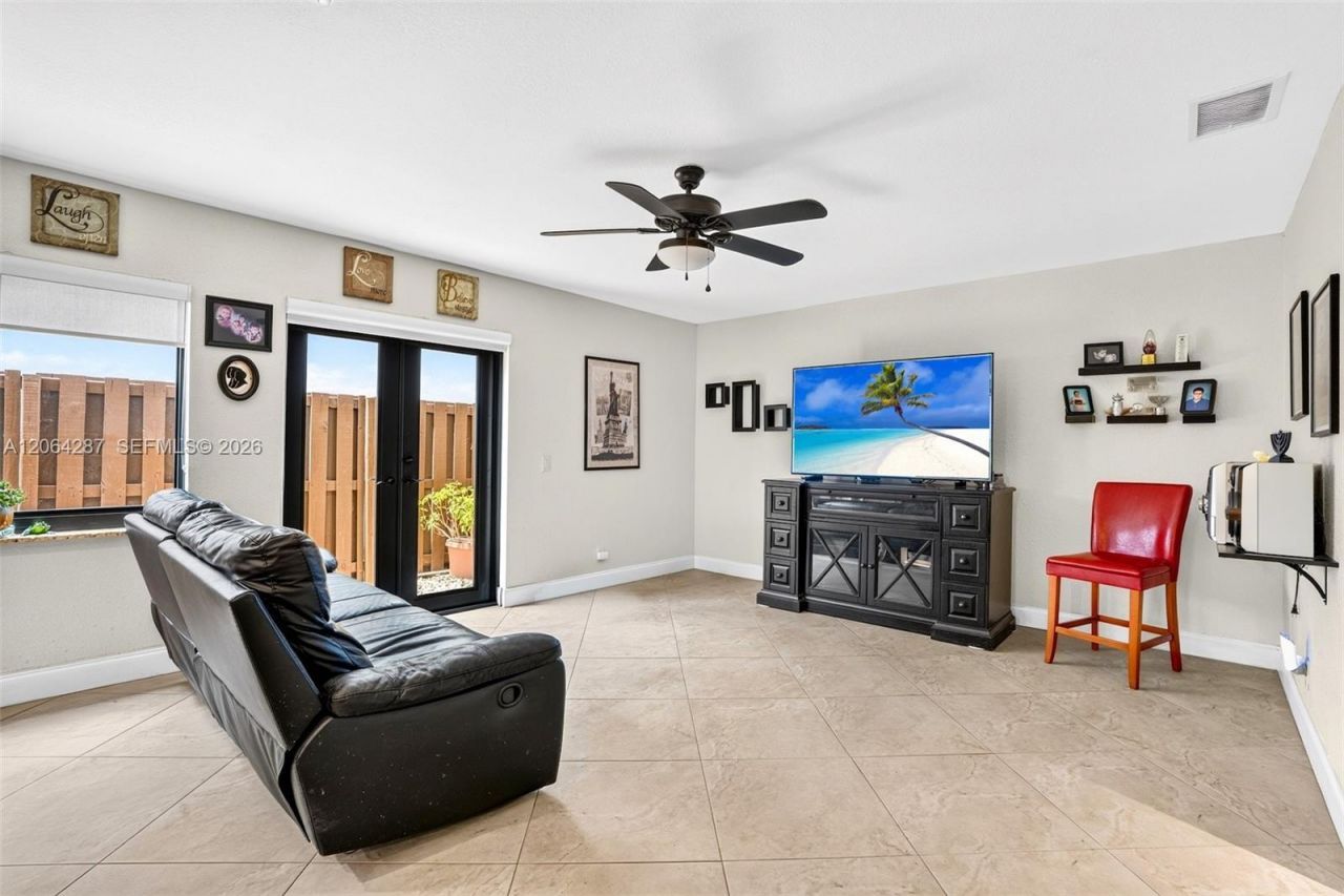 2380 Tallahassee, Weston, FL 33326 Photo