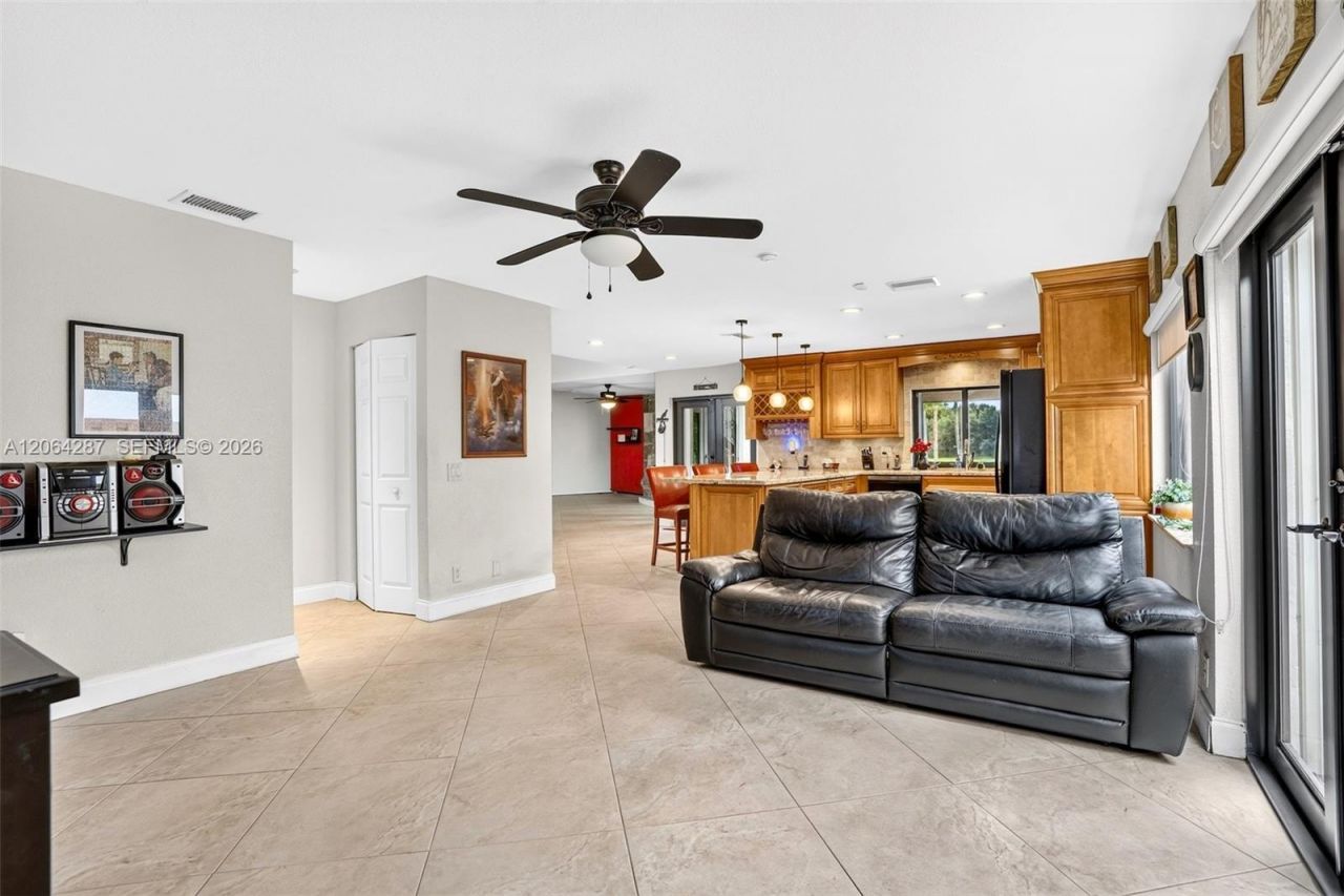 2380 Tallahassee, Weston, FL 33326 Photo