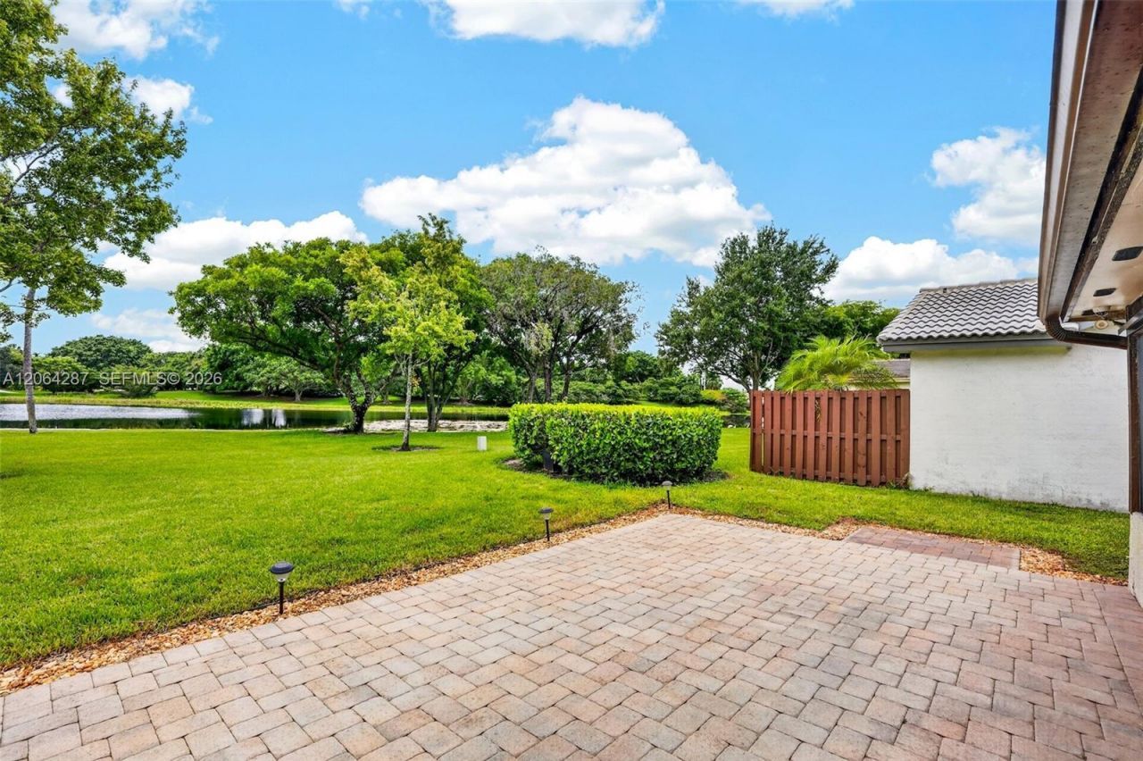 2380 Tallahassee, Weston, FL 33326 Photo