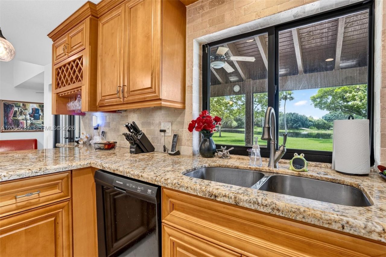 2380 Tallahassee, Weston, FL 33326 Photo