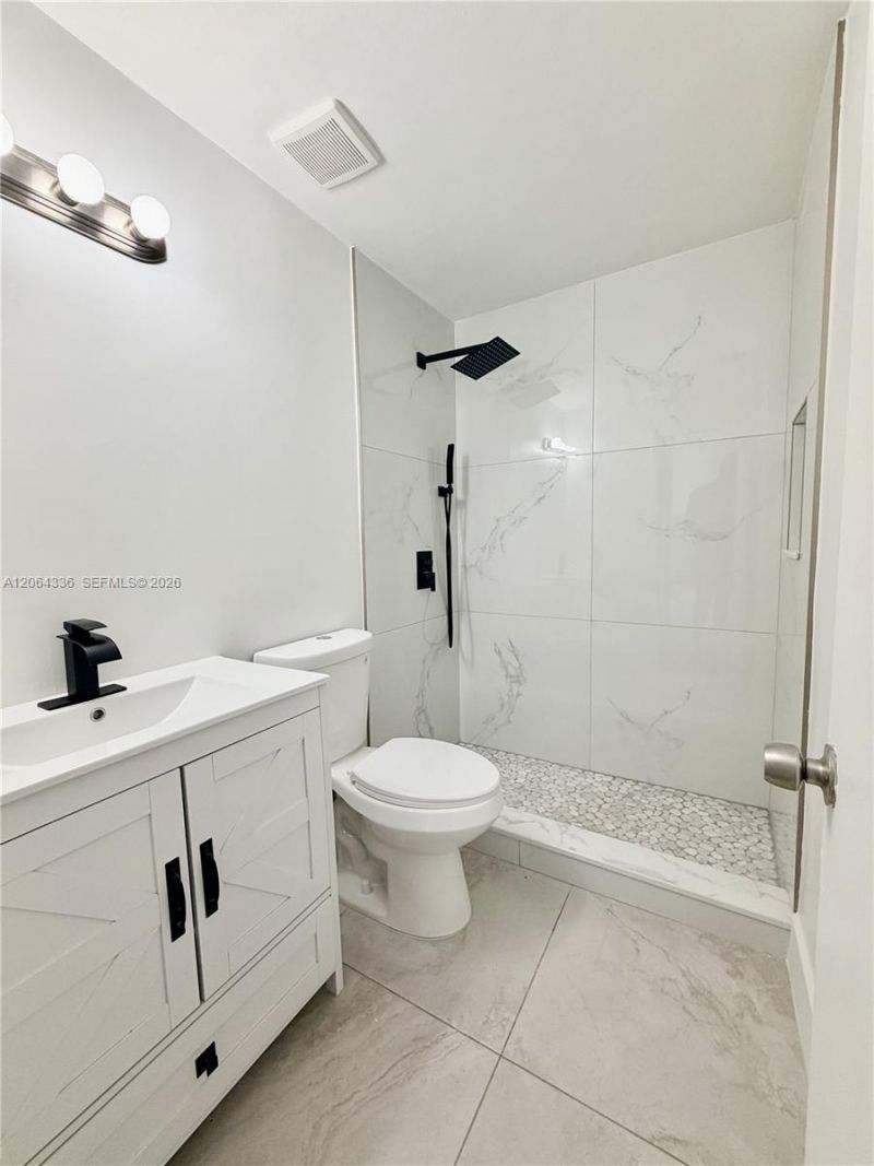 737 Jefferson Ave , Unit 204, Miami Beach, FL 33139 Photo