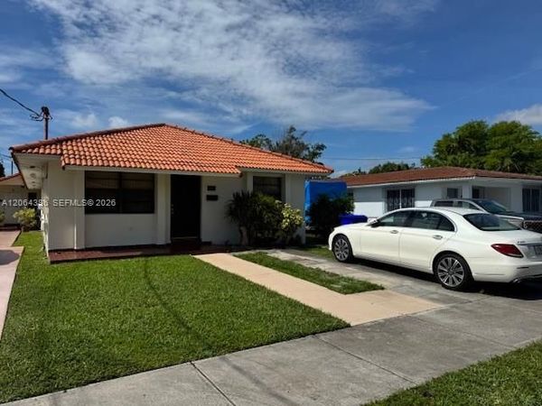 3022 SW 23rd St, Unit 3022, Miami, FL 33145