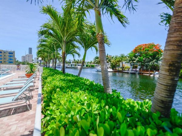 401 Golden Isles Dr , Unit 312, Hallandale Beach, FL 33009