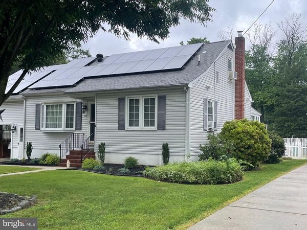 63 SPARKS AVENUE, PENNSVILLE, NJ 08070