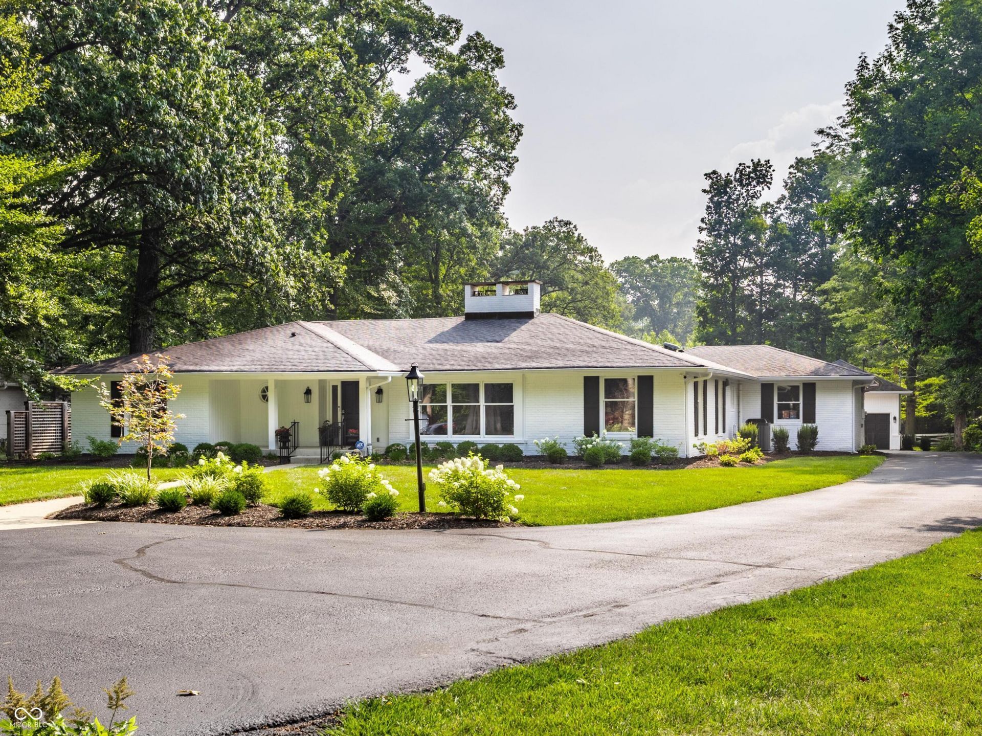 8135 Sycamore Road, Indianapolis, IN 46240 Main Photo