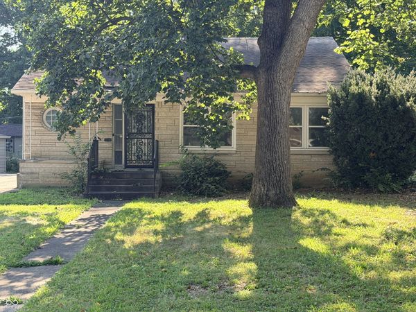 5917 Carrollton Avenue , Indianapolis, IN 46220