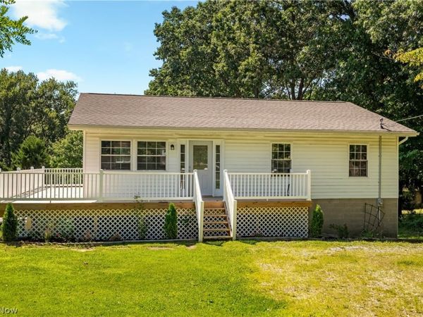 3184 Conlin Drive , Akron, OH 44319