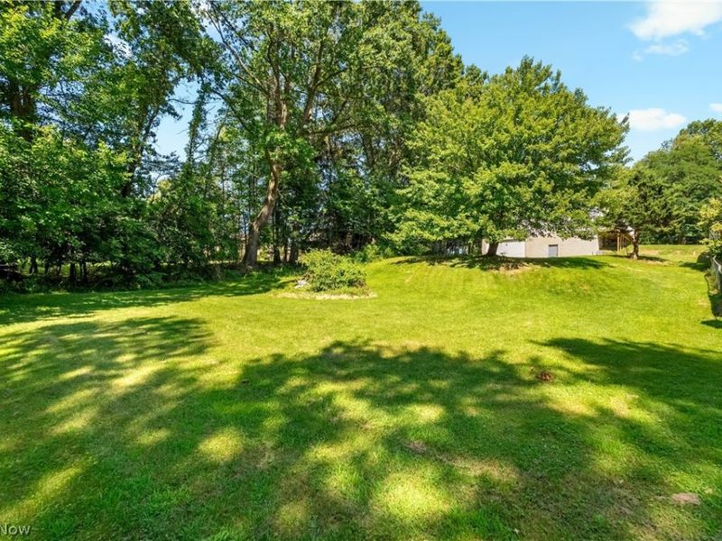 3184 Conlin Drive , Akron, OH 44319 Photo 10