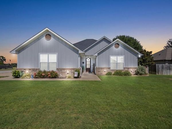 1450 Nate Circle, Bullard, TX 75757