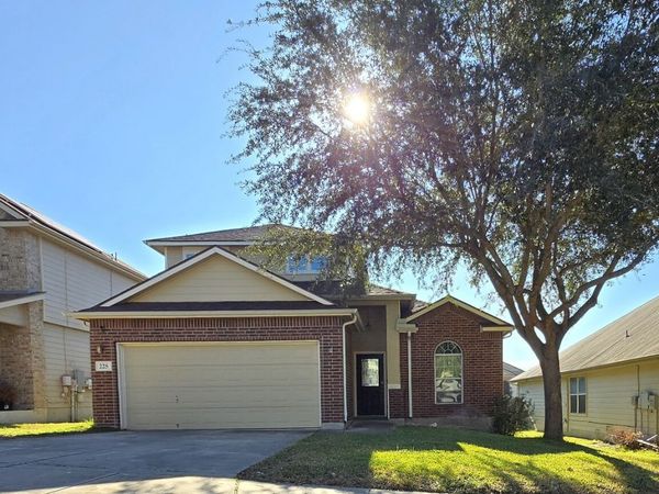 225 Country Vale, Cibolo, TX 78108