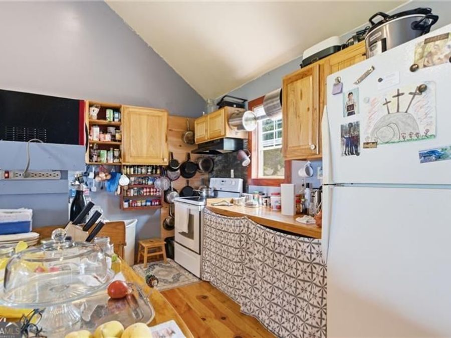 Property Image 8