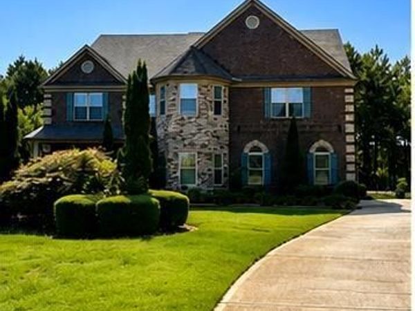 2202 Golden Eagle Drive, Locust Grove, GA 30248