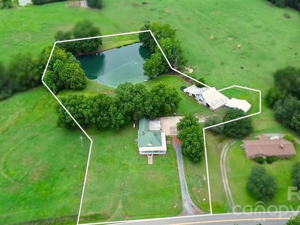 2416 Nc 109 Highway S, Wadesboro, NC 28170