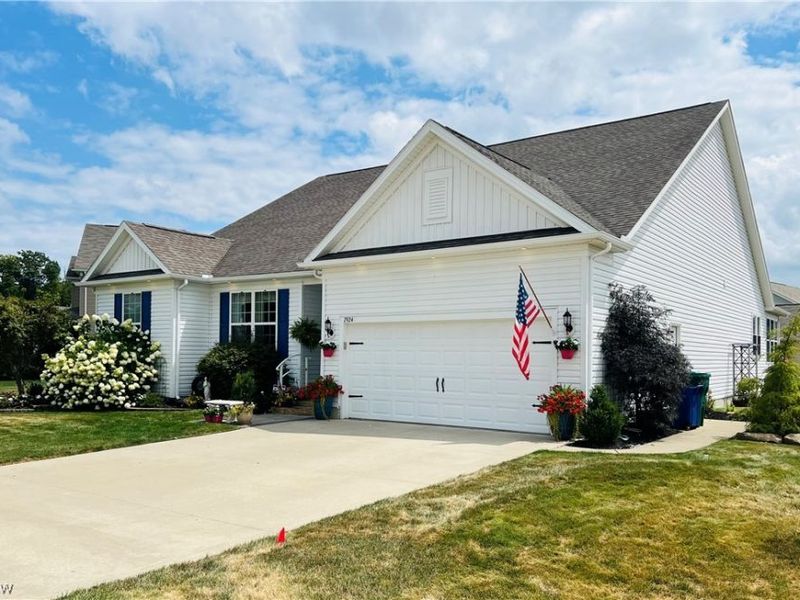 7924 Heatherglen Drive, Mentor, OH 44060 Photo 4
