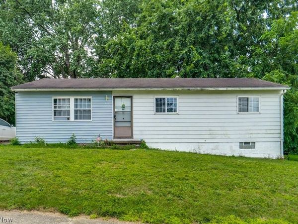 700 Belden Avenue , Akron, OH 44310