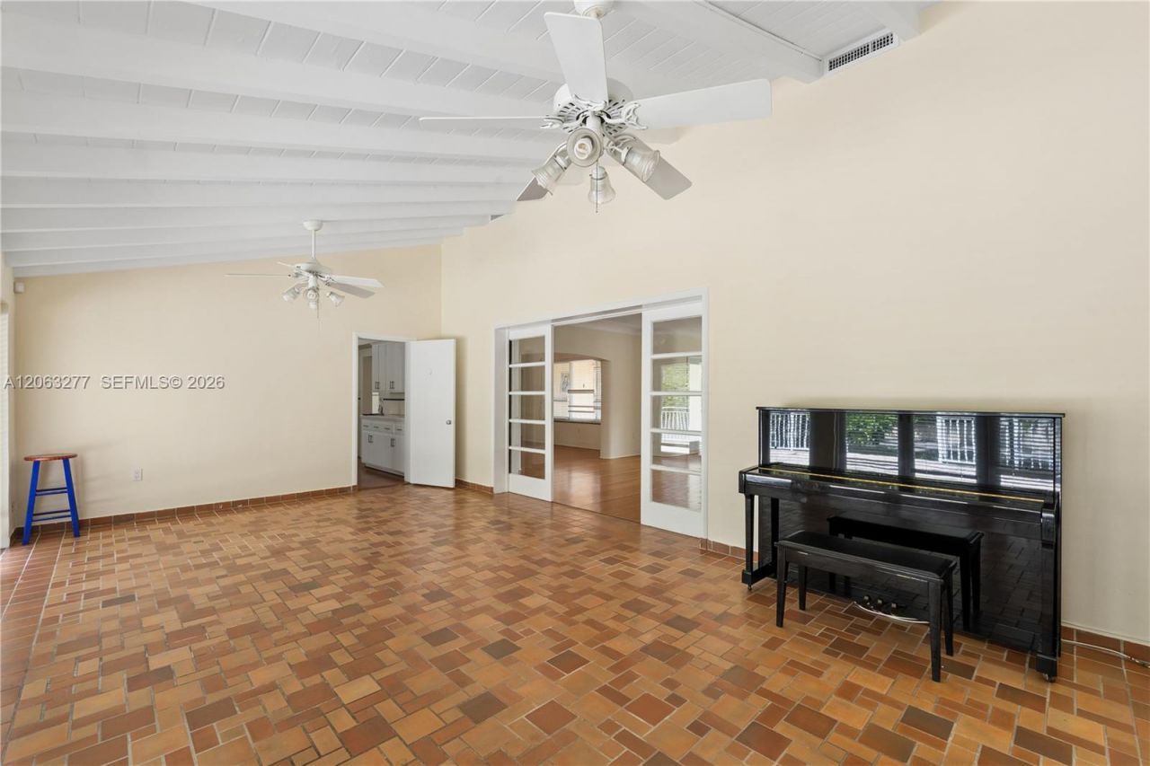 2514 E Granada Blvd, Unit n/a, Coral Gables, FL 33134 Photo