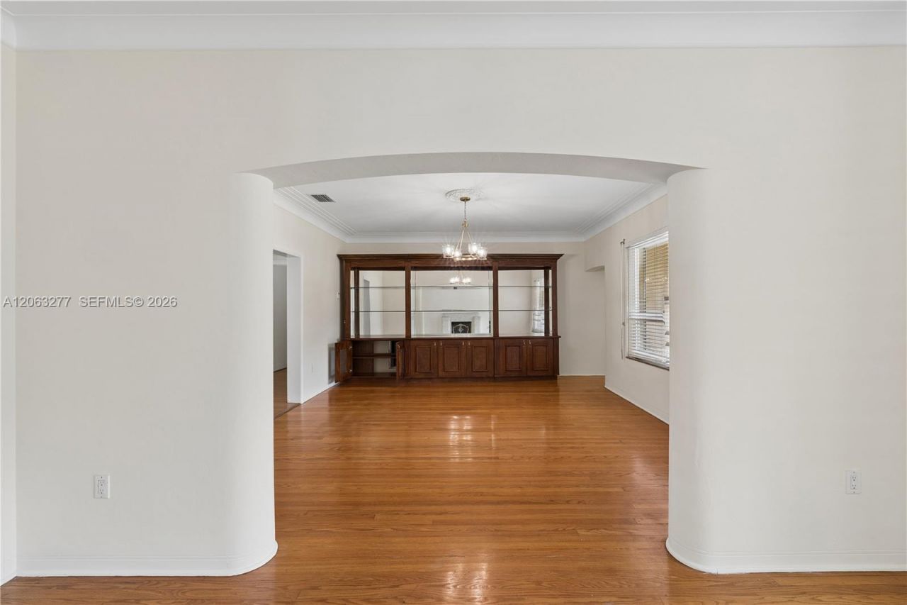 2514 E Granada Blvd, Unit n/a, Coral Gables, FL 33134 Photo