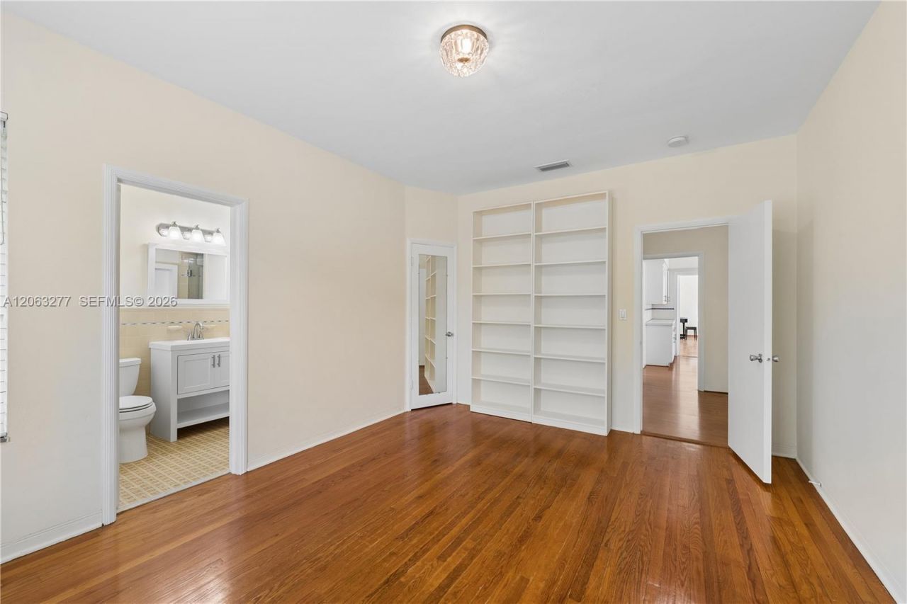 2514 E Granada Blvd, Unit n/a, Coral Gables, FL 33134 Photo