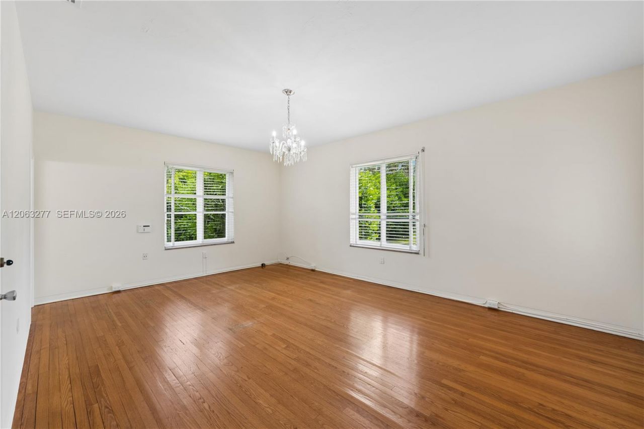 2514 E Granada Blvd, Unit n/a, Coral Gables, FL 33134 Photo