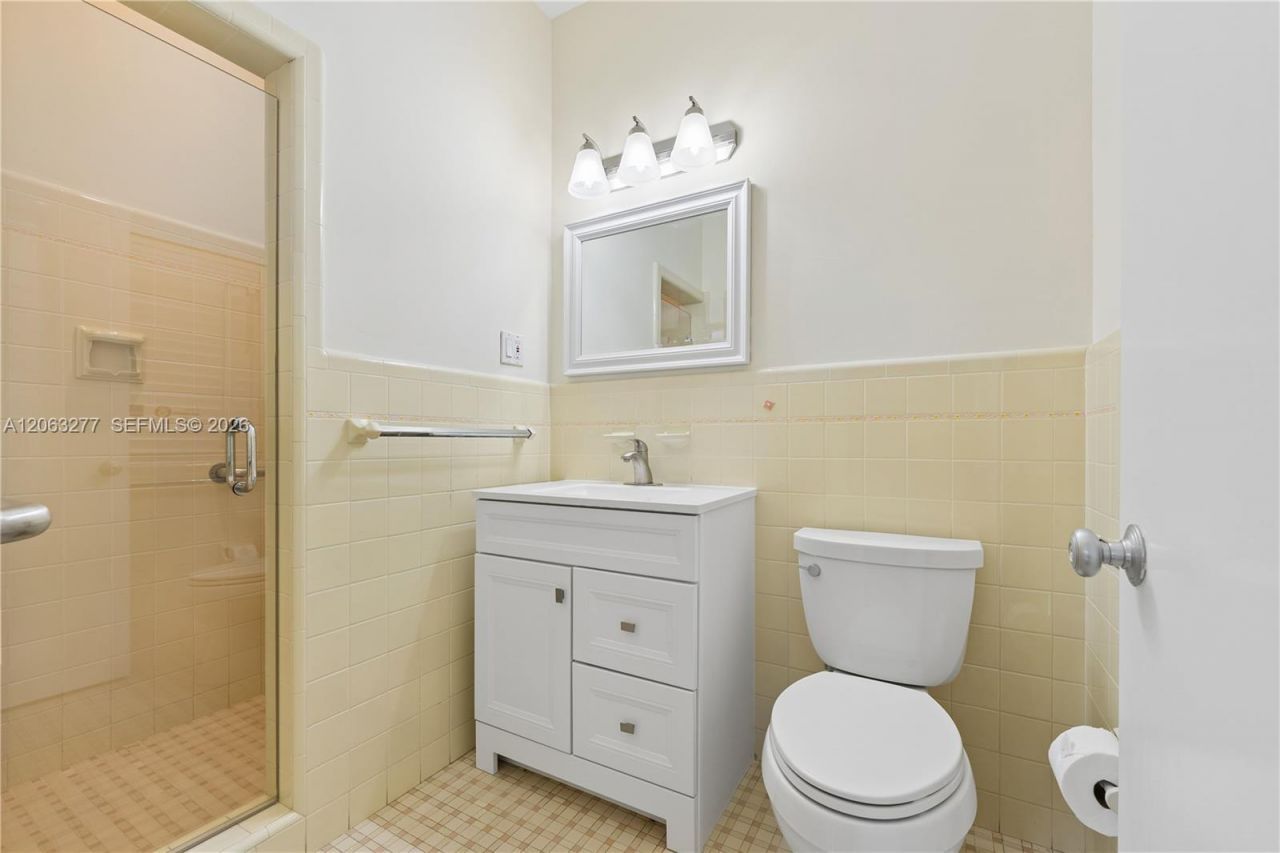 2514 E Granada Blvd, Unit n/a, Coral Gables, FL 33134 Photo