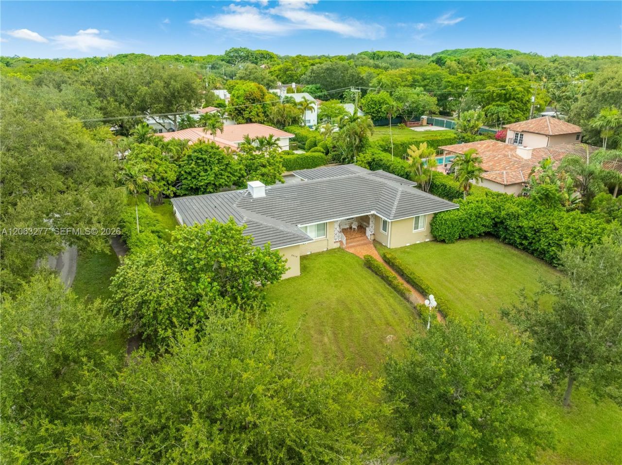 2514 E Granada Blvd, Unit n/a, Coral Gables, FL 33134 Photo