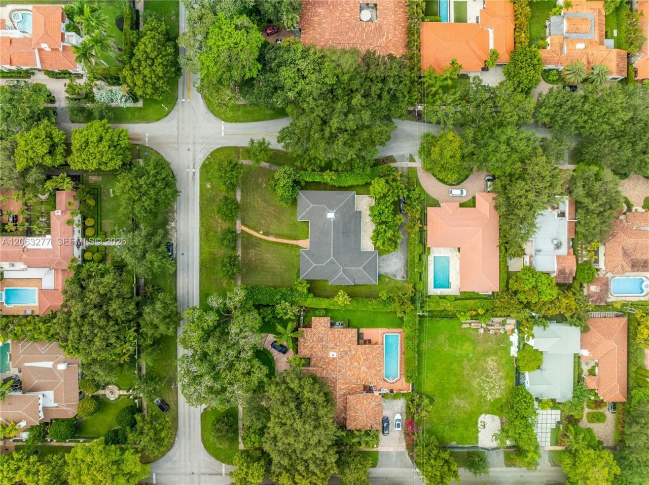 2514 E Granada Blvd, Unit n/a, Coral Gables, FL 33134 Photo