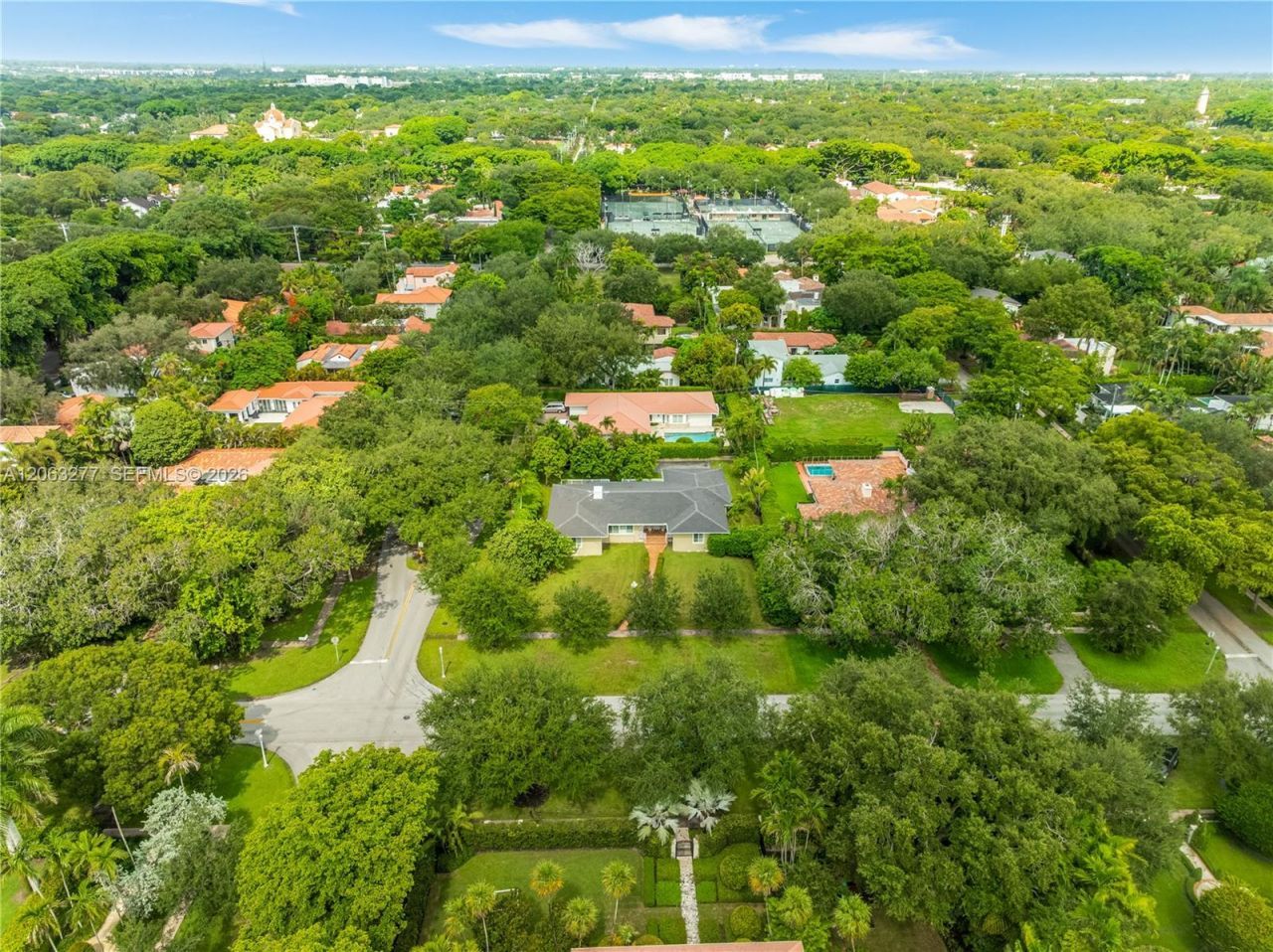2514 E Granada Blvd, Unit n/a, Coral Gables, FL 33134 Photo