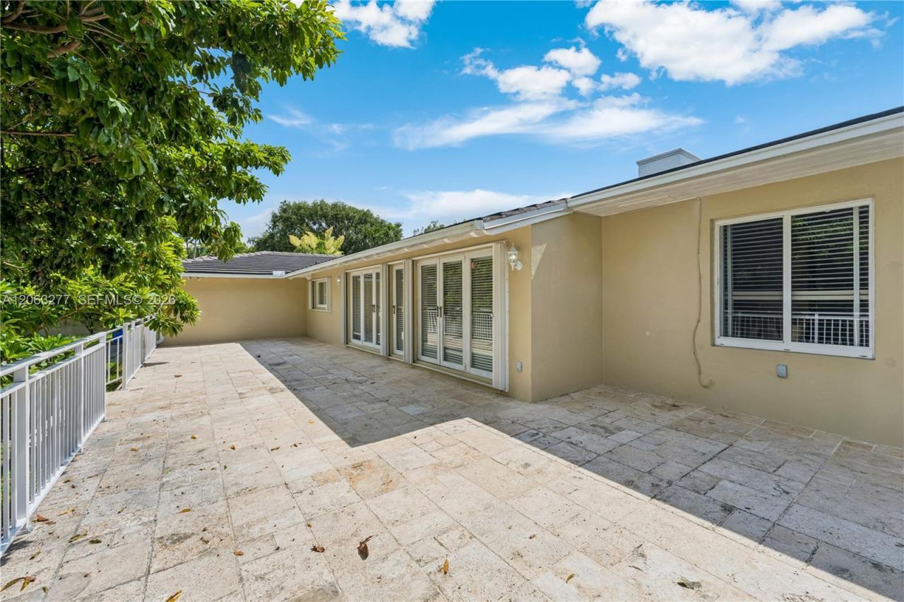 2514 E Granada Blvd, Unit n/a, Coral Gables, FL 33134 Photo