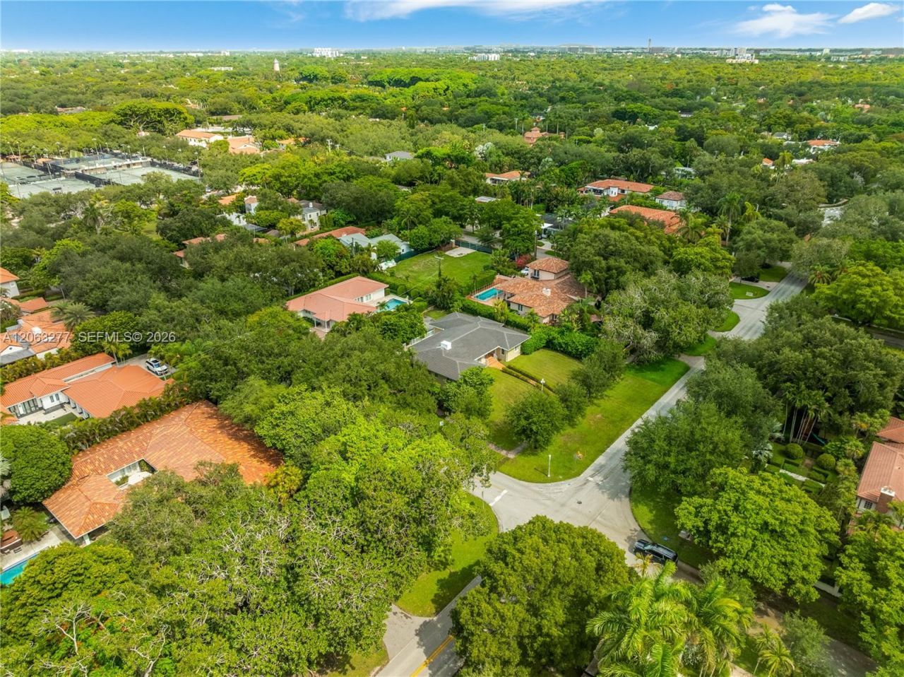 2514 E Granada Blvd, Unit n/a, Coral Gables, FL 33134 Photo