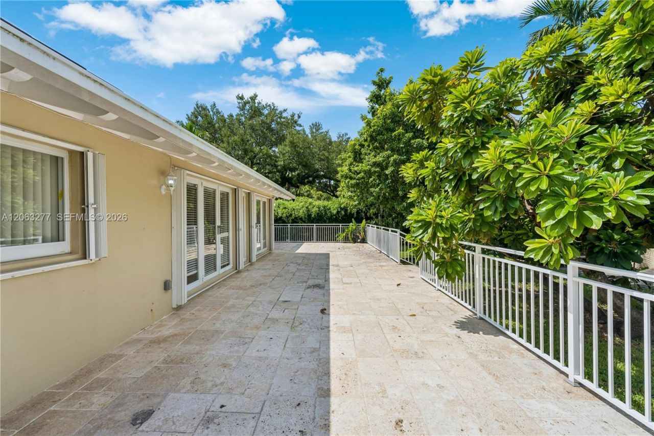 2514 E Granada Blvd, Unit n/a, Coral Gables, FL 33134 Photo