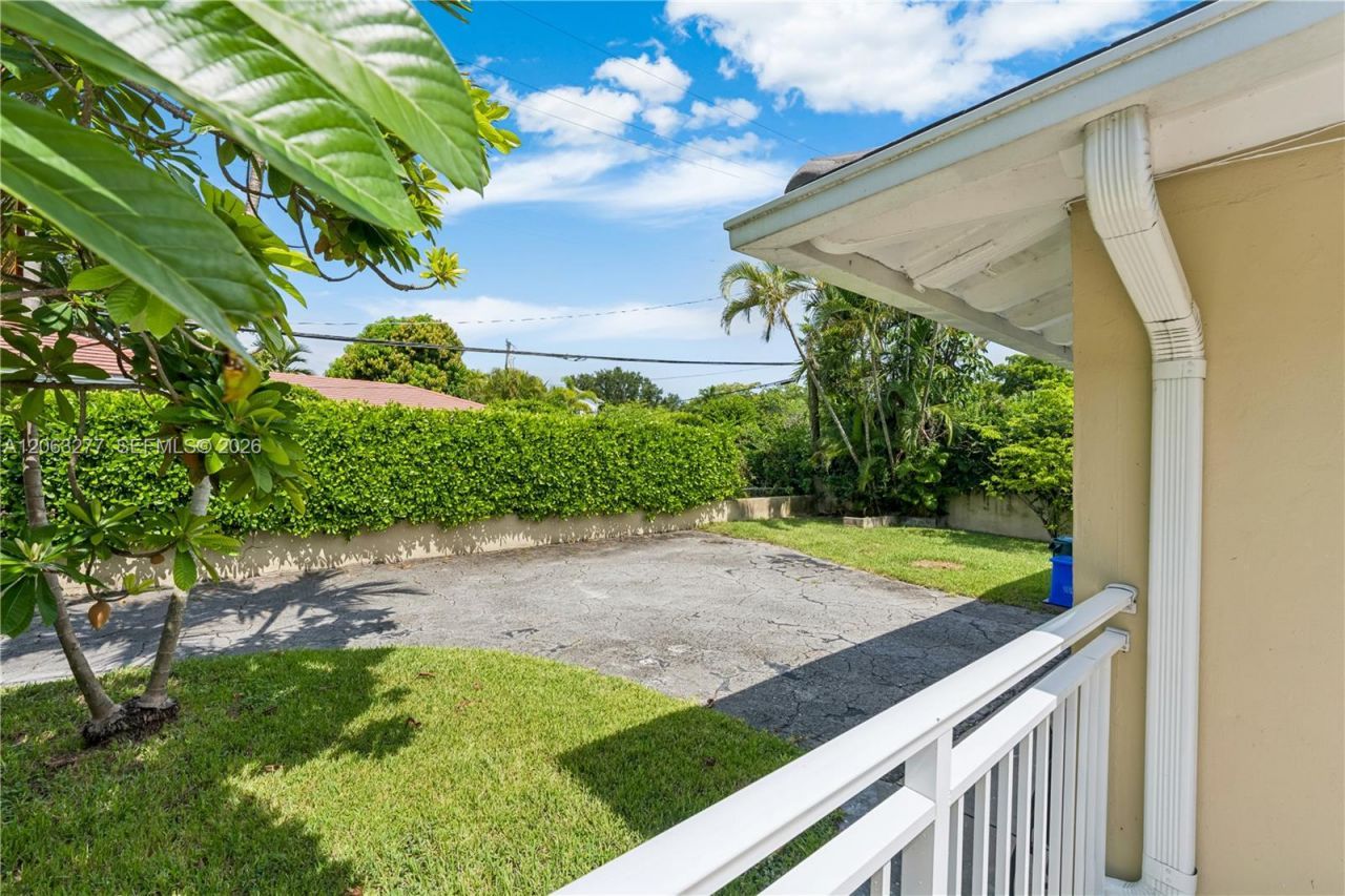 2514 E Granada Blvd, Unit n/a, Coral Gables, FL 33134 Photo