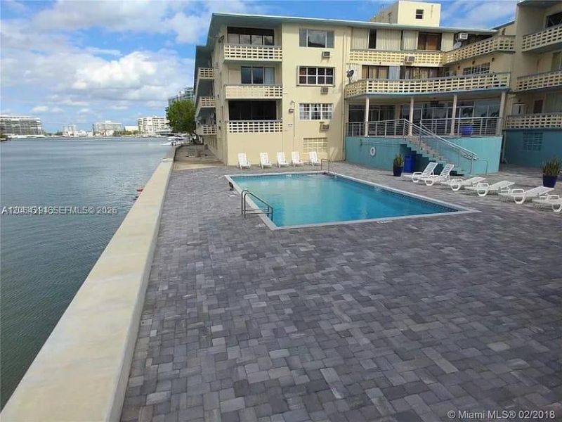 6484 Iindian Creek , Unit 111, Miami Beach, FL 33141 Photo