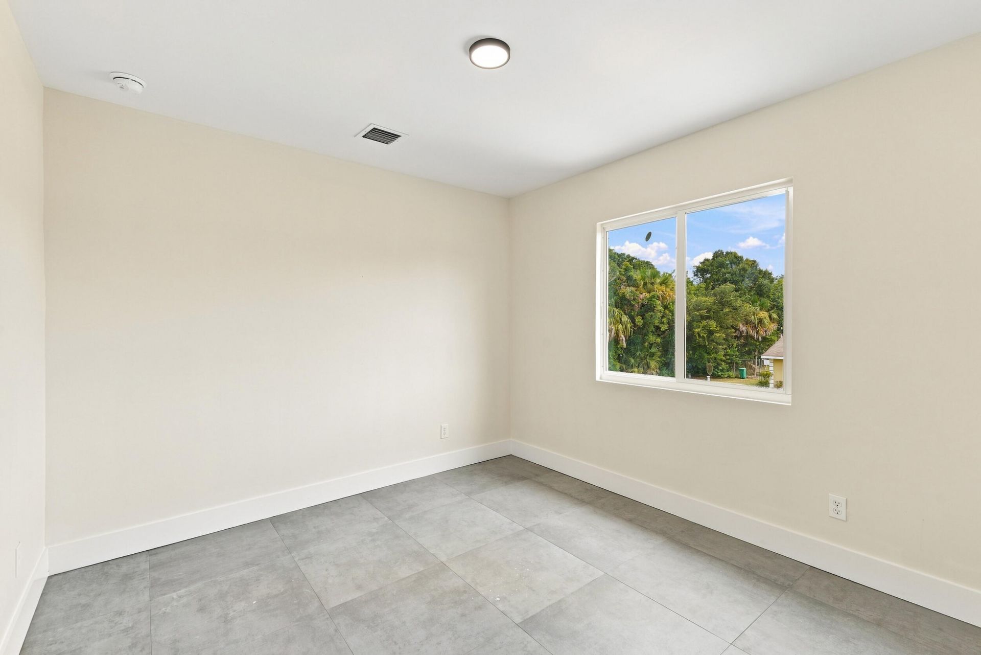 4701 Evergreen Avenue, Fort Pierce, FL 34945 Photo