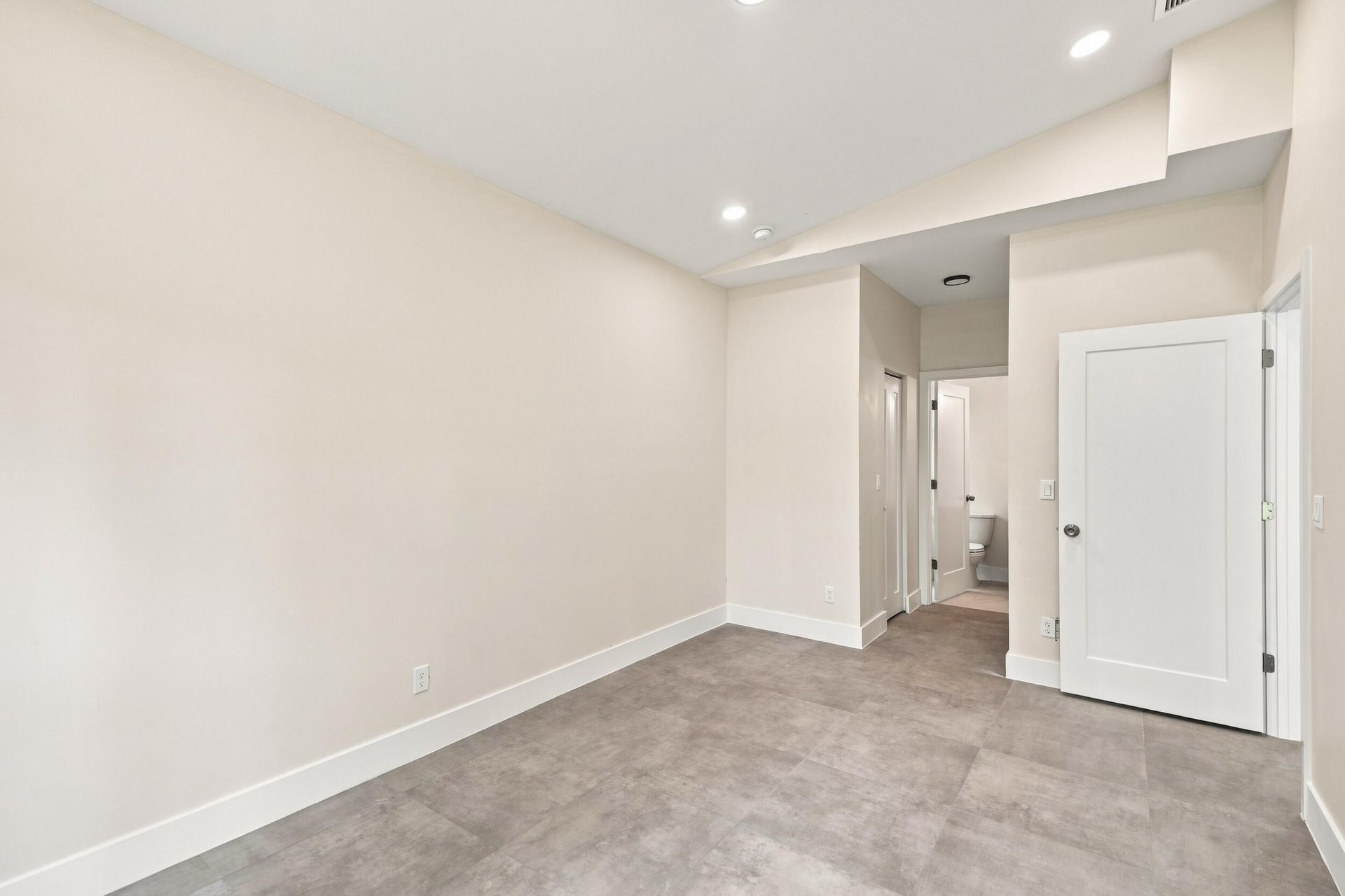 4701 Evergreen Avenue, Fort Pierce, FL 34945 Photo