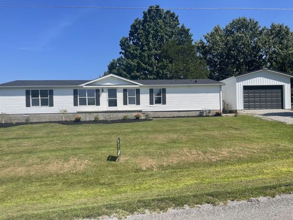 290 Friendship Loop, Goreville, IL 62939