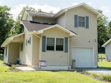 101 Pinehurst Blvd., Waverly, OH 45690