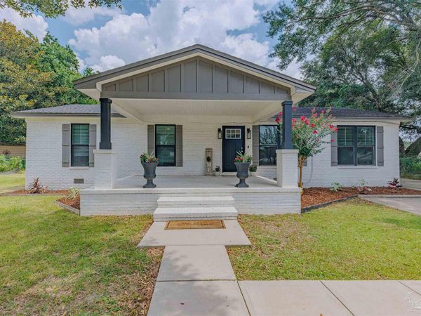 9900 Pine Meadow Ln, Pensacola, FL 32534