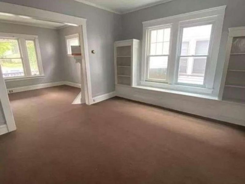 474 E 128th Street , Cleveland, OH 44108 Photo 5