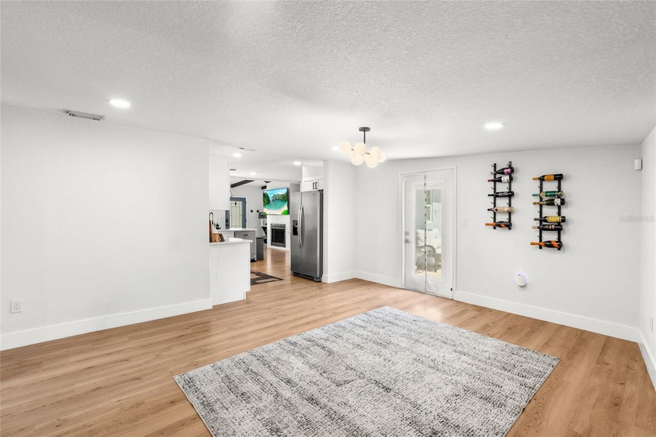 1134 Meadowlawn Drive N, Saint Petersburg, FL 33702 Photo