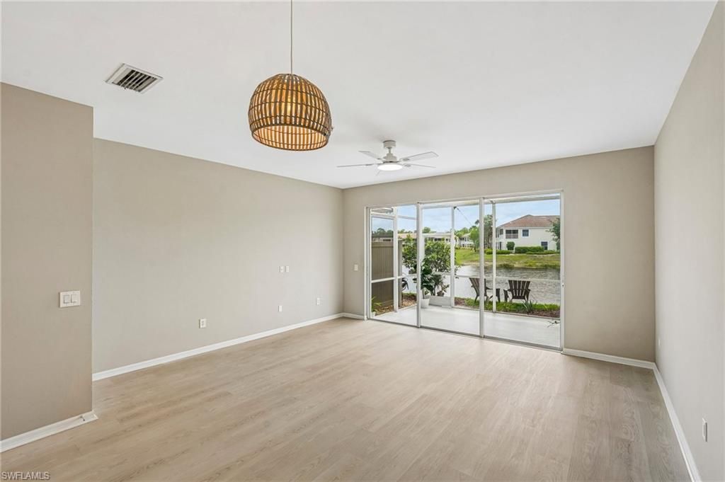 1104 Oxford Ln, Unit 44, Naples, FL 34105 Photo