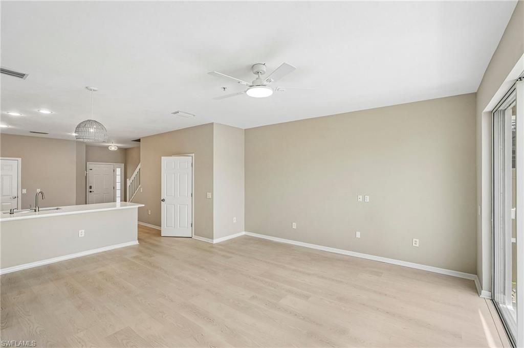 1104 Oxford Ln, Unit 44, Naples, FL 34105 Photo