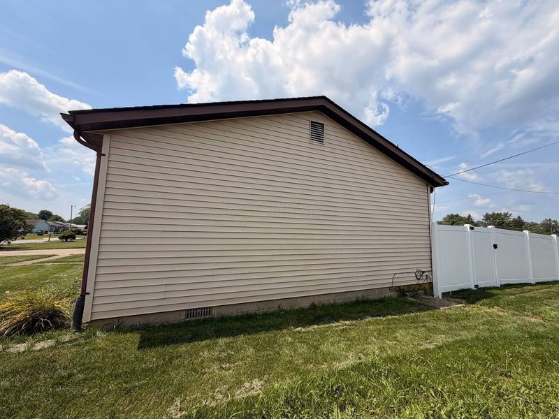 940 Kirkwood Drive , West Jefferson, OH 43162 Photo 3